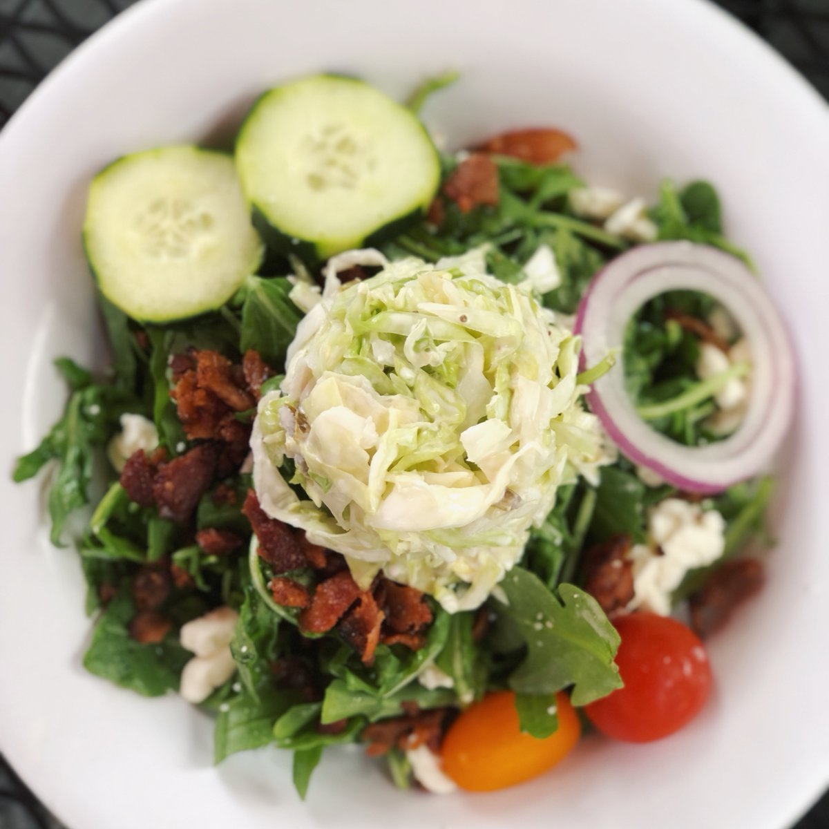 Bacon your pardon, but our Serendipity Salad is springing with flavor! 🥗🥓 Is that jalapeño coleslaw? 😋

#serendipity #lovelocal #whitehousepizza #pizza #carbondalecolorado #colorado #roaringforkvalley