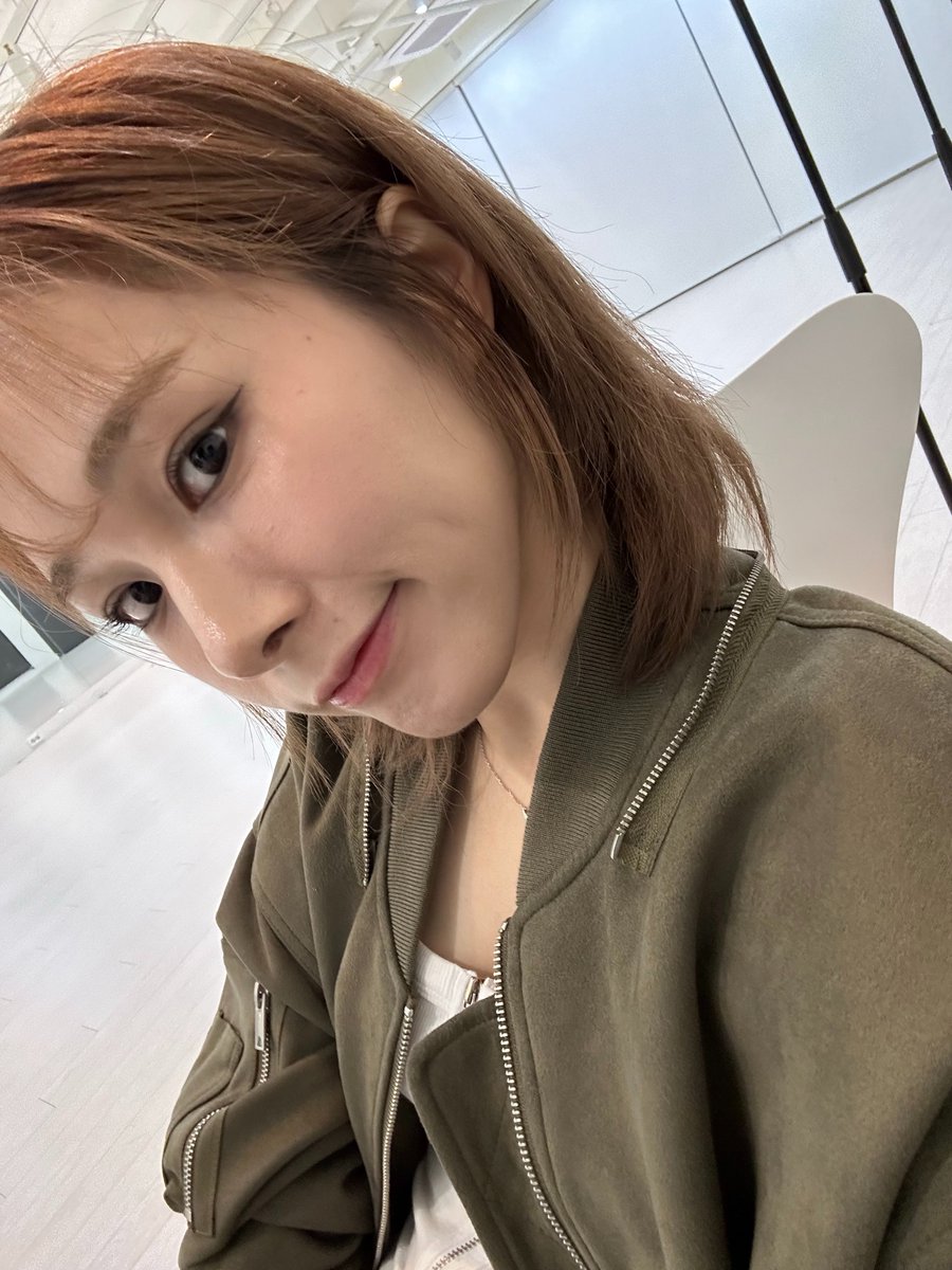 [240422] 10:28PM KST 🩵