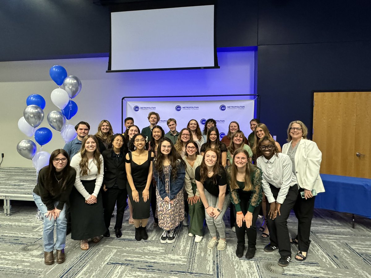 Here are 29 of the 34 total @NKCSchools graduates who also earned their Associates Degree from @MCCKansasCity!