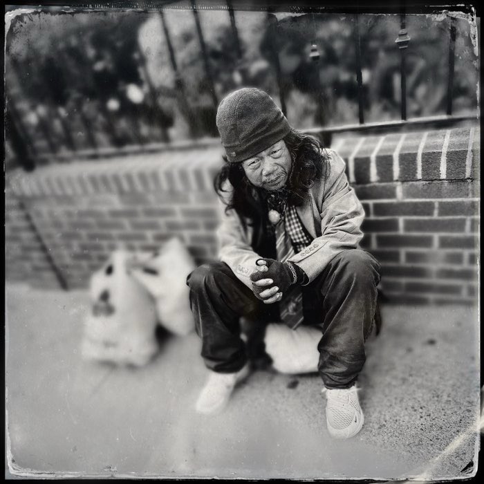 eslieber's tweet image. On the Street #Hipstamatic #Tinto1884 #DTypePlate