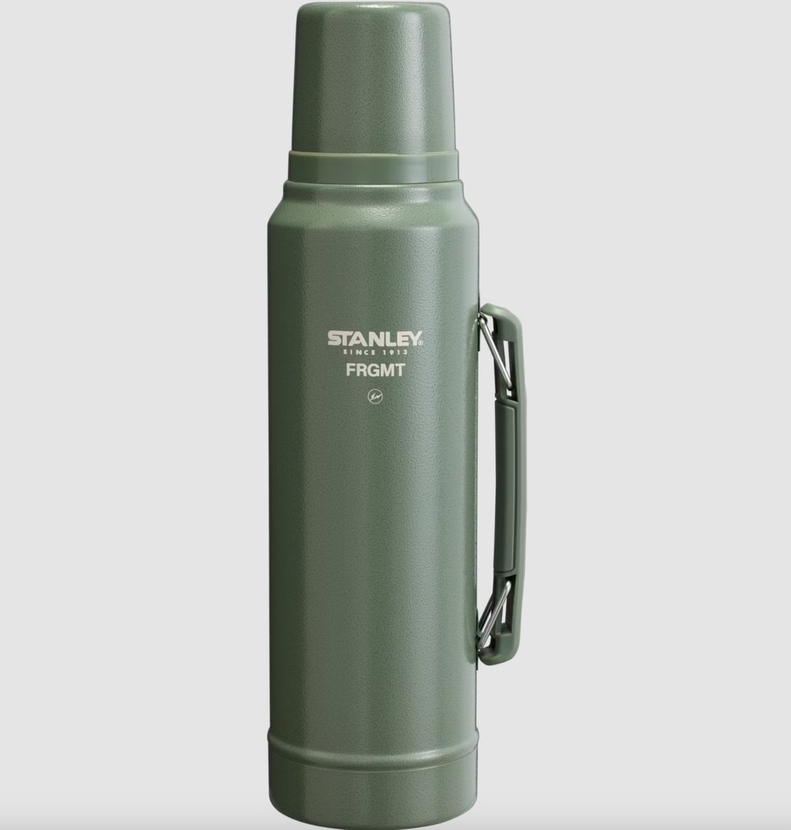 SOLELINKS's tweet photo. Ad: FRGMT x Stanley Collection EQL raffle starts tomorrow (4/23) at 6am PT/9am ET

Flask:https://t.co/AOqhQKdvWG
Adventure To-Go:https://t.co/ZEZG4ogauB
Vacuum Bottle:https://t.co/ktPF2tpOD8
Vacuum Growler:https://t.co/WPLL2Y9nn0 https://t.co/a21jaMYORo