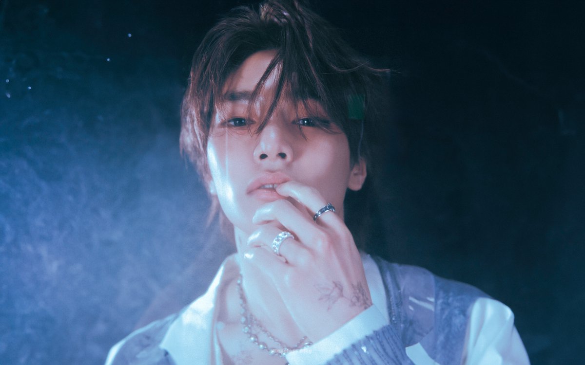 hopeless_stay's tweet image. [ Stray Kids ✨ TEASER IMAGES ]
Wallpaper ~ PC \ MAC

#bangchan #changbin #felix #han #hyunjin #I_N #leeknow #seungmin #StrayKids #skz #straykidswallpaper #skzwallpaper #스트레이키즈 #STAY #YouMakeStrayKidsStay