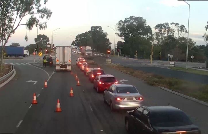 UPDATE
TRUCK BREAKDOWN – WELSHPOOL ROAD EAST EASTBOUND AT HALE ROAD, WATTLE GROVE
Left lane closed by Incident Response
Traffic slow on approach
#perthtraffic travelmap.mainroads.wa.gov.au/Home/Map