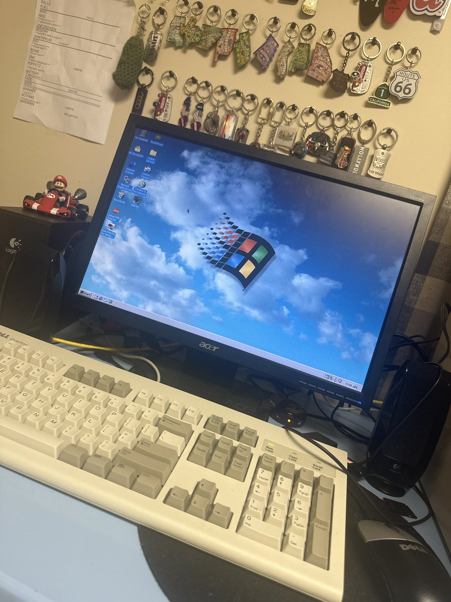 Figgy_2112's tweet image. Recent Pentium 3 PC I Picked Up and Restored!! Got Some Amazing Quality Replica case stickers by @geekenspiel !! #windows98 #pentium3 #oldpc