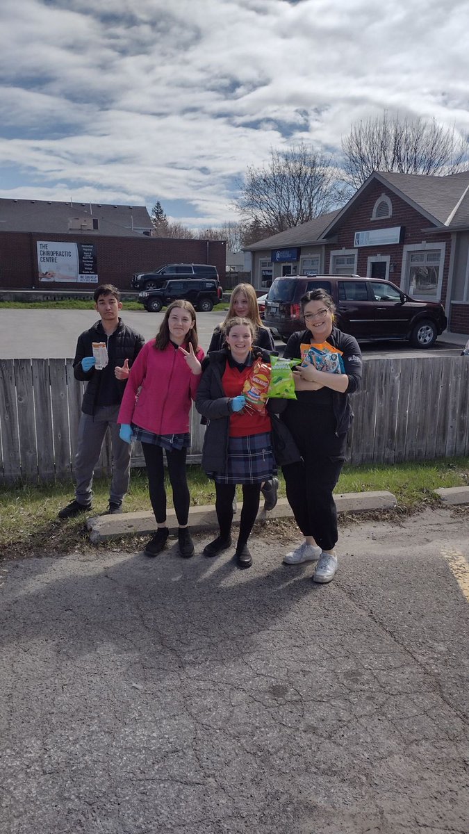 Trash Bash on Earth Day!  Special thanks to Trenton Deli for the snacks 😊 #goodneighbours ❤️💙