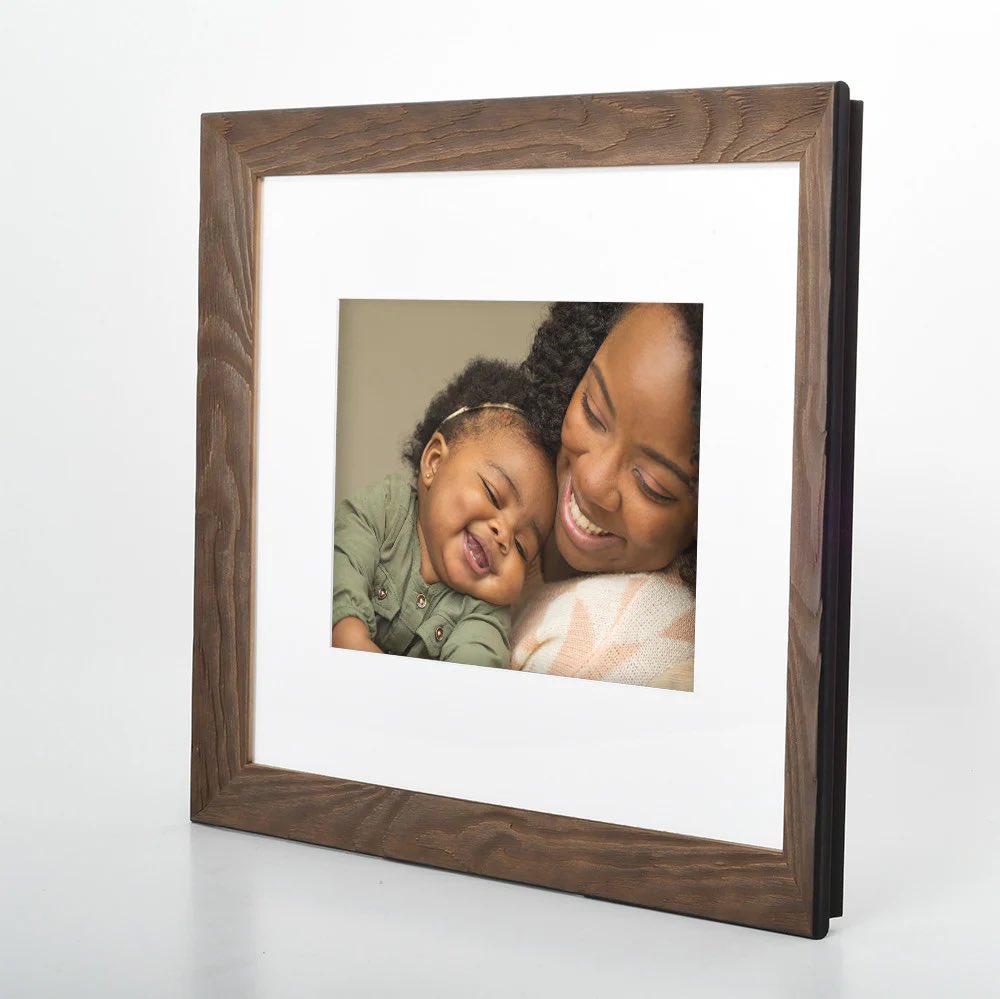 Posterjack's tweet image. Our Barnwood Frames are artisan-crafted with a natural beauty and feel. They’re the perfect blend of elegance and raw style. The natural wood grain and unique imperfections will really contribute to that one-of-a-kind look everyone wants from their art. 🤎 #framedphotos