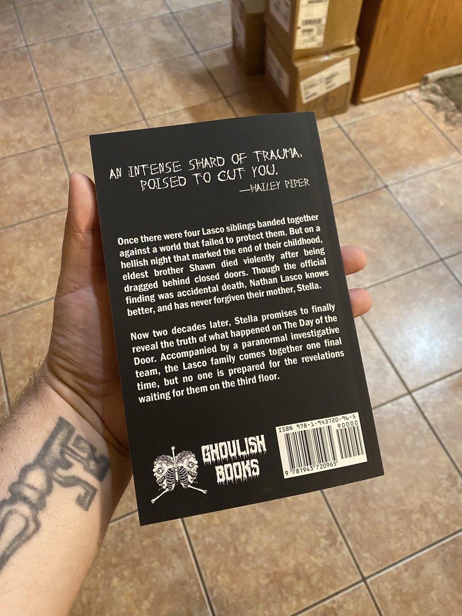 YO GHOULS, fiendly reminder that THE DAY OF THE DOOR drops tomorrow!! if you haven't ordered it already, stop by your fav local book peddler and grab a copy or five and also tweet lots of congratulatory sweetness at @HightowerLaurel ☺️🔪