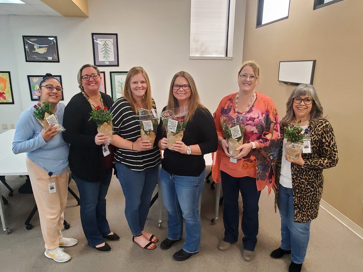 Ms_Waltmon tweet media