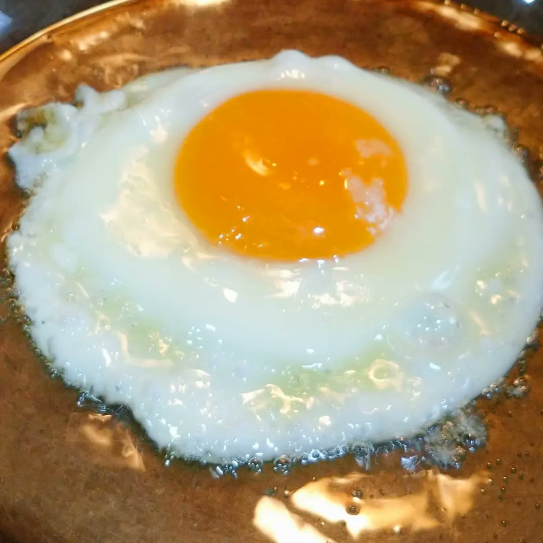 cherry_masaya's tweet photo. #goodmorning #mycooking #breakfast #friedegg
#sautedkomatsuna #roastedfishroe #fishroe
#misosoup #tastegood
#朝ごはん #目玉焼き #🍳
#小松菜炒め #ブリの卵 #魚卵の塩焼き #おくらとネギのお味噌汁 #お味噌汁 #美味しい #好吃 https://t.co/N3L9sWYzk4