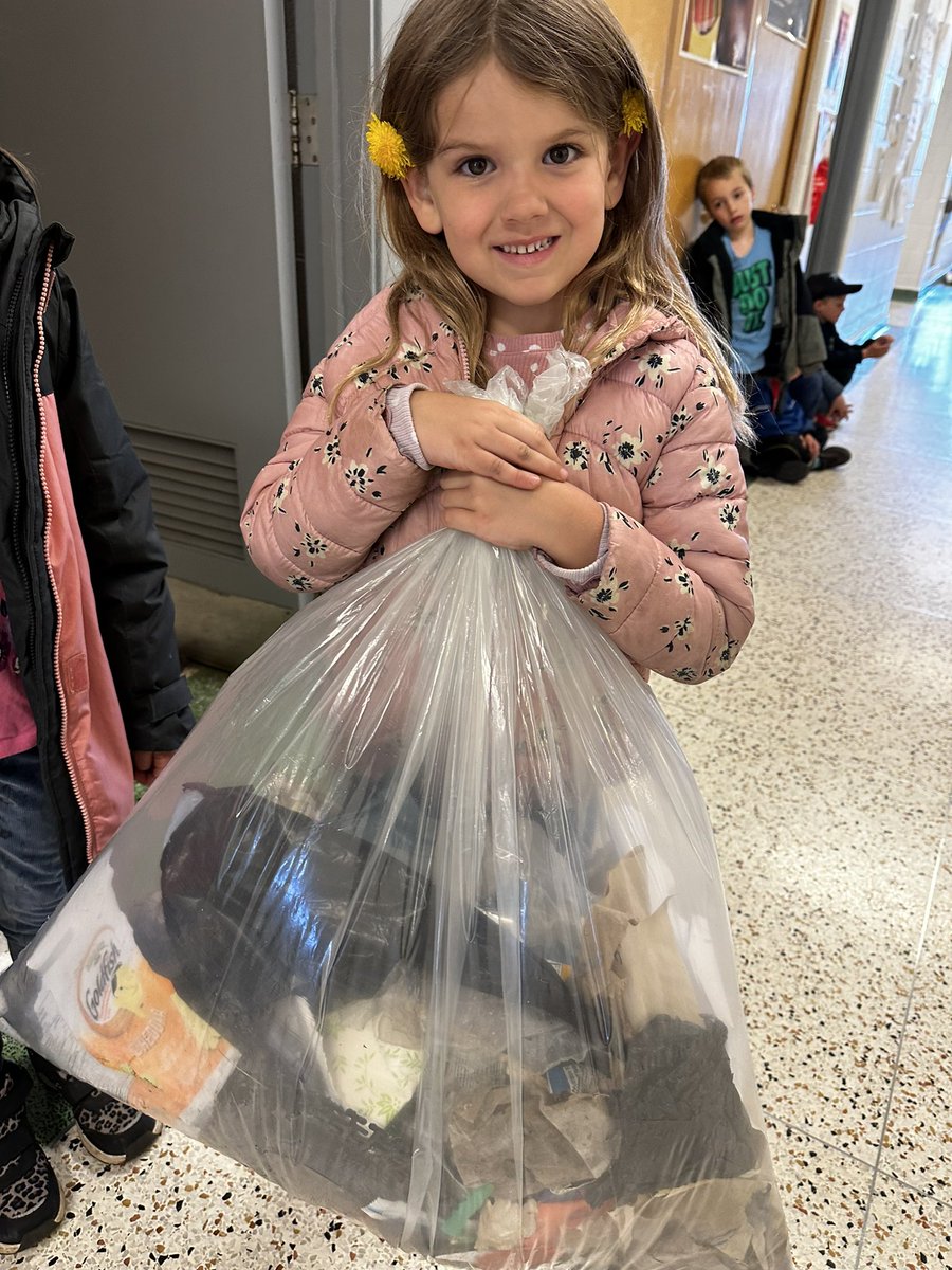 Miss_DiFelice's tweet photo. Happy Earth Day from ELKP2! 🌎 We celebrated by cleaning up our environment, planting flowers, and crafting to honor our planet. Every small act counts! @sttcatholic https://t.co/PSduI8ZQwG