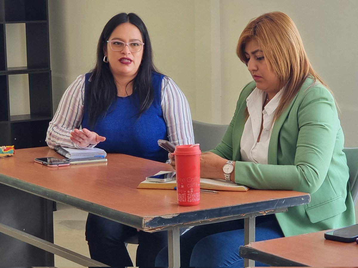 Alejandr0Nochez's tweet photo. 📍 #Ayutuxtepeque
Este dia en reunión de trabajo junto al equipo técnico de la municipalidad con el fin de planificar las diferentes actividades a realizar.
TU BIENESTAR ES MI PRIORIDAD.
Alejandro Nóchez
"Cerca de la Gente". https://t.co/LJhJTHMd6j