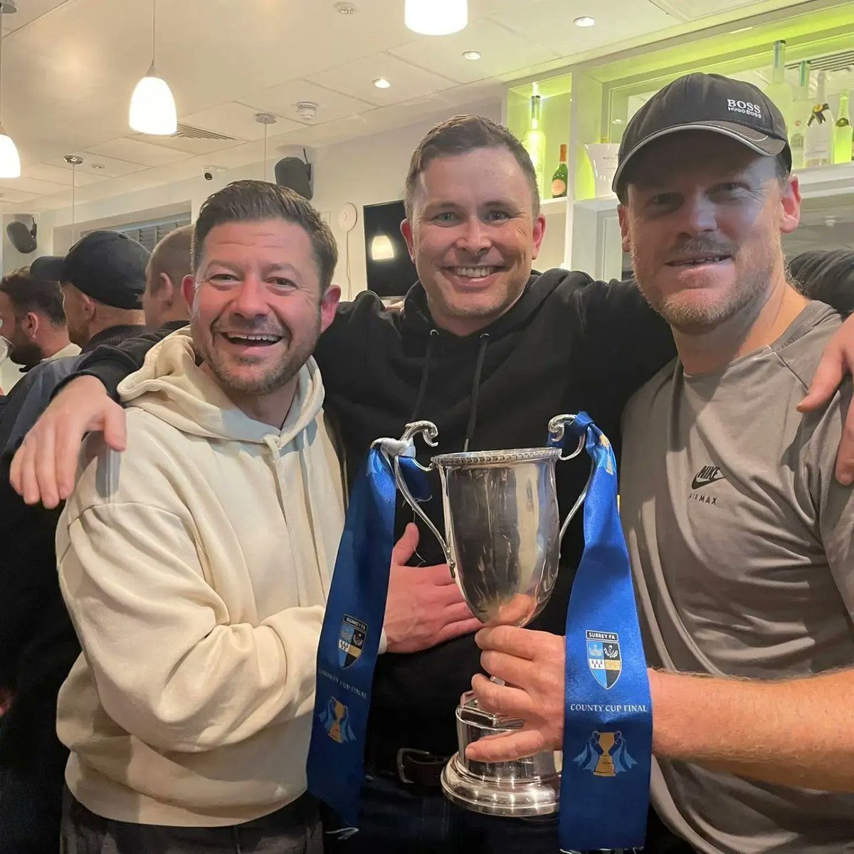 Trinity Vets #surreyfa vets cup winners 2024! 🏆🏆🏆🎉🎉🥳🥳
2-1 down and win 3-2 in the last minute! 
Great night ⚽️⚽️⚽️

#surrey #sells #sellsprotraining #sellsgoalkeeperproducts