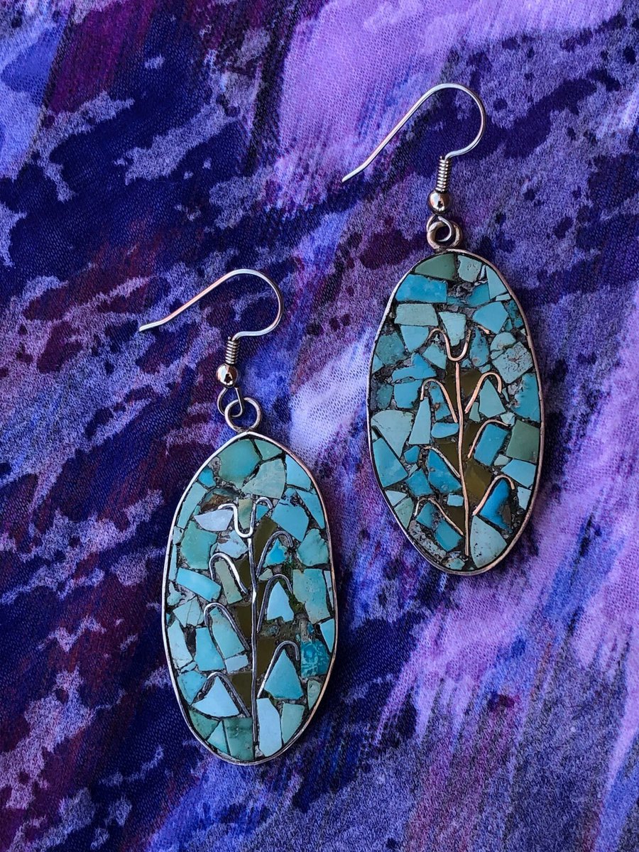 Vintage 1980s Turquoise Chip Inlay Earrings Dangle Pierced #StatementJewelry #BohoJewelry 
$95.00
➤ bycinbyhand.etsy.com/listing/728478…