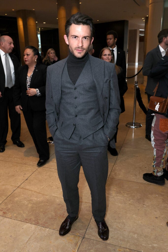 ~Jonathan Bailey’s Partner: Who is The ‘Bridgerton’ Star Dating?~ snooper-scope.in/jonathan-baile… Does Jonathan Bailey have a partner? Who is the lucky man? One of the hottest members of Bridgerton‘s steamy cast, Jonathan Bailey, is getting more and more attention. His steam...