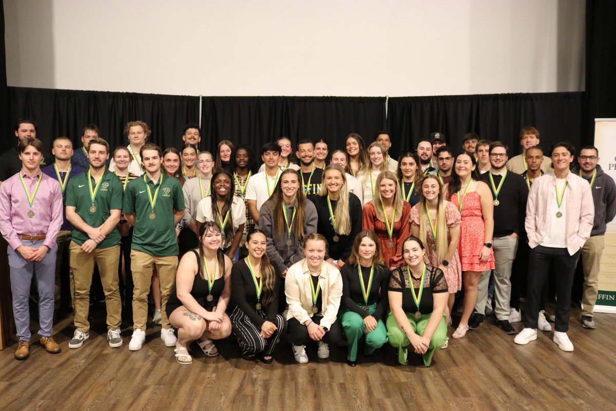 The Dragons honored 76 senior scholar-athletes at today’s luncheon! These student-athletes maintained a cumulative 3.5 GPA or higher. Great job Dragons! 🐲