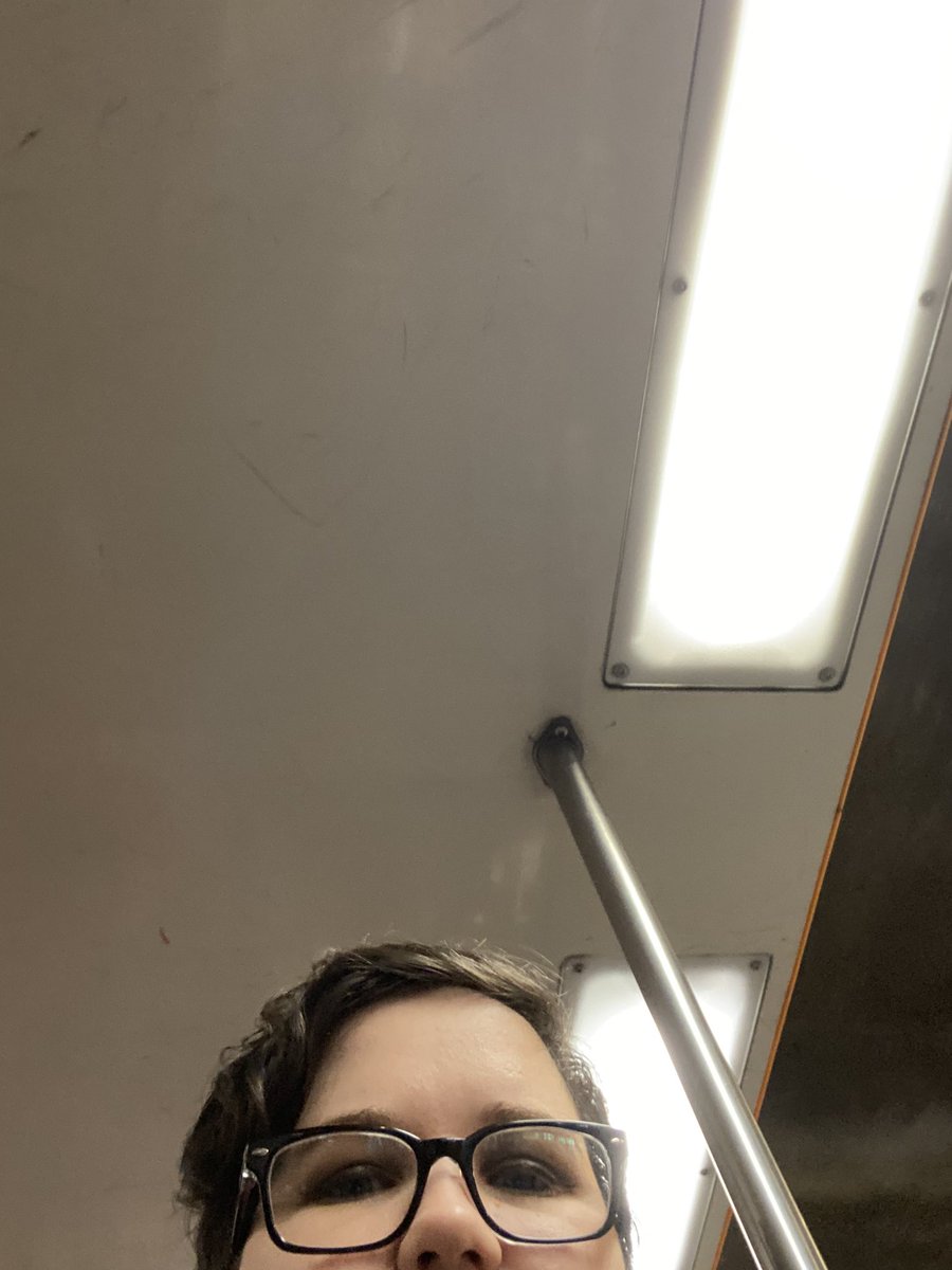 Mel the Honeybee🐝(looking for work) tweet media