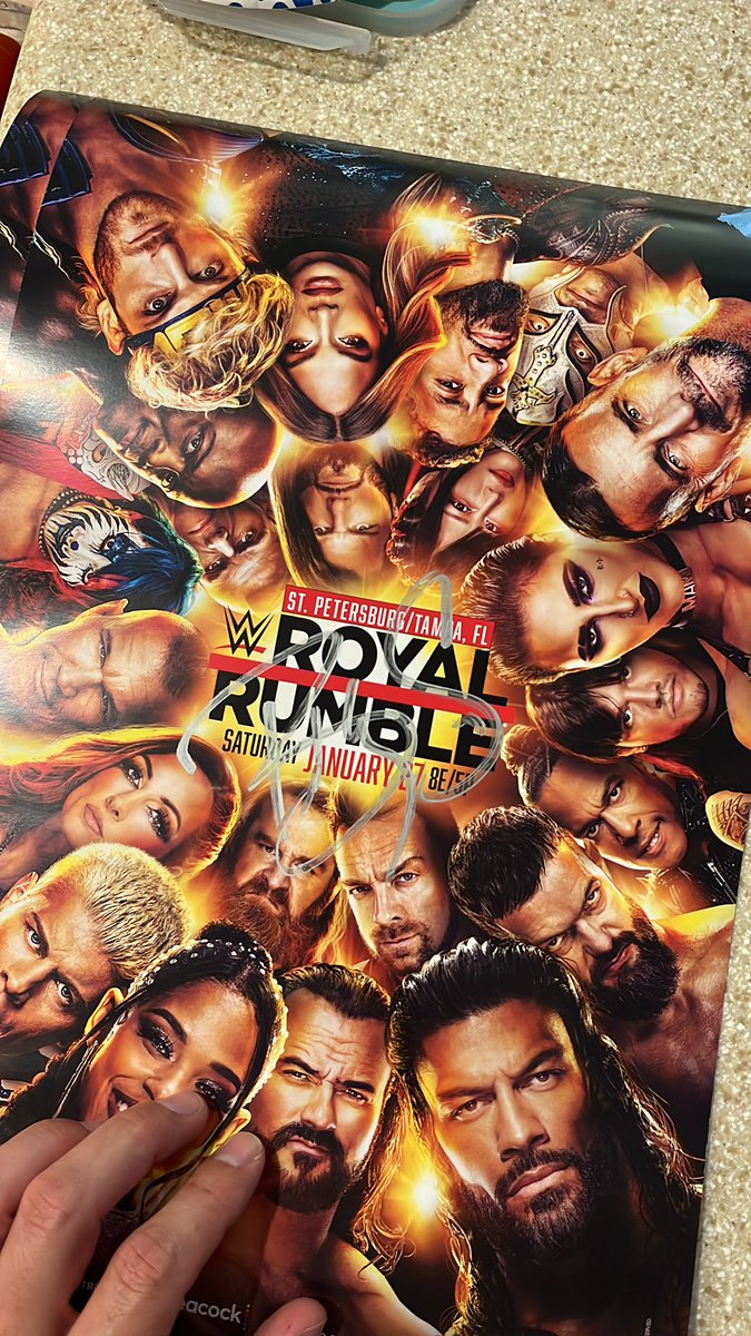 Alright #wweuniverse, whose autograph is this?  We just received it from the #onlocation #royalrumble show. @JohnHCarnell @Lisa8808070925 @Trinidadflagguy 
@ByronSaxton