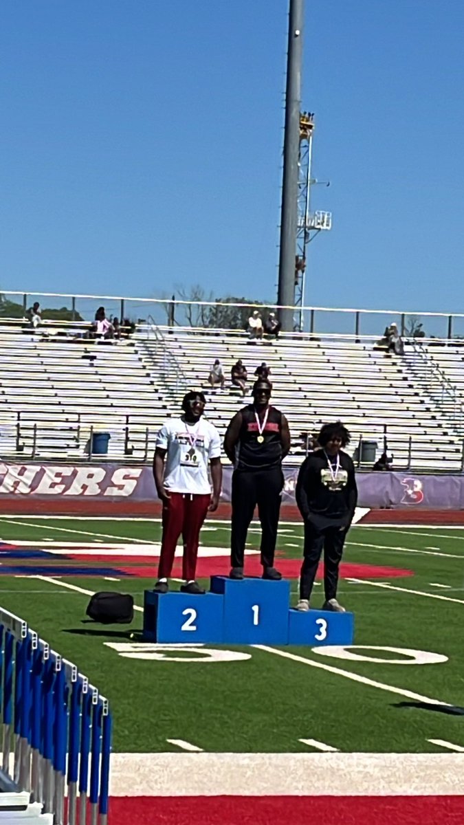 Congratulations to @BraydonNelson1 bring home another 🥇in shot & headed to state in two events 🐐. Also congrats to @BIGCAM0805 finishing out the year strong we’ll be back next year ! #RespectTheK