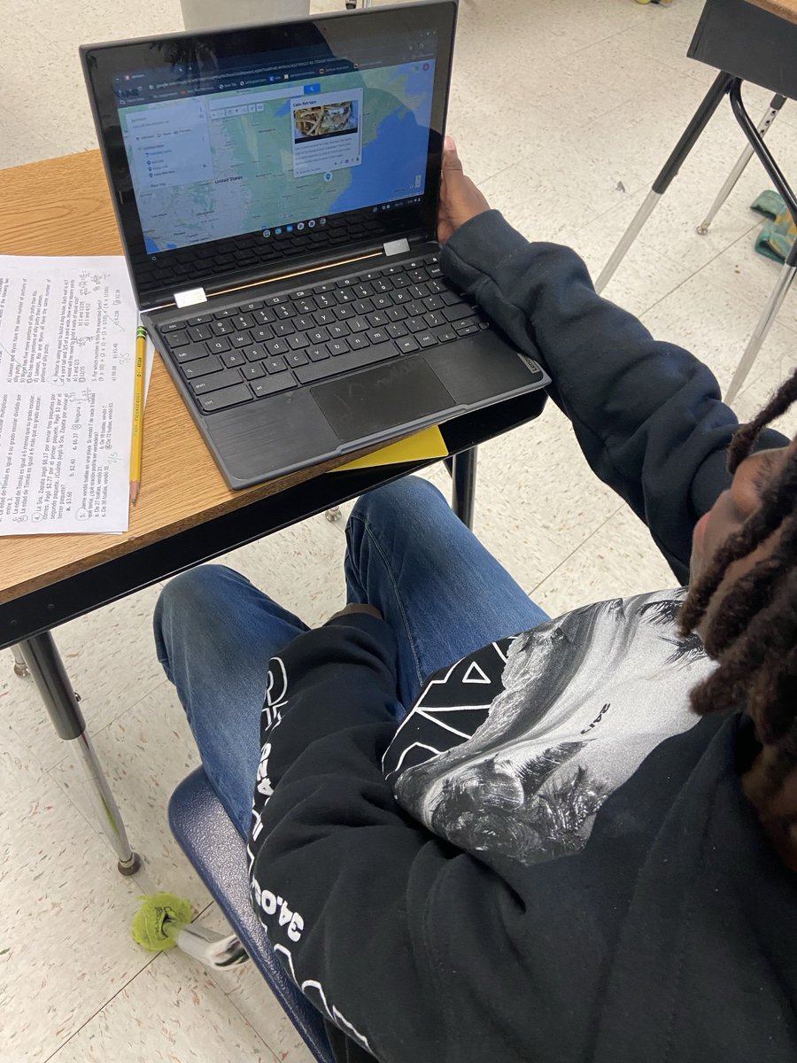 Our Ss had a blast celebrating #Earth day with interactive maps wonders of the world challenges google maps and more in the #STEAM #STEM lab ⁦<a href="/PlayOsmo/">Osmo</a>⁩ ⁦<a href="/KEVAplanks/">KEVA® Planks</a>⁩ ⁦<a href="/googlemaps/">Google Maps</a>⁩