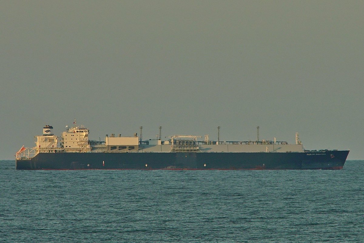 The GASLOG SARATOGA, IMO:9638903 leaving Cove Point, Maryland for an unknown destination, flying the flag of Bermuda 🇧🇲. #ShipsInPics #LNGTanker #GaslogSaratoga