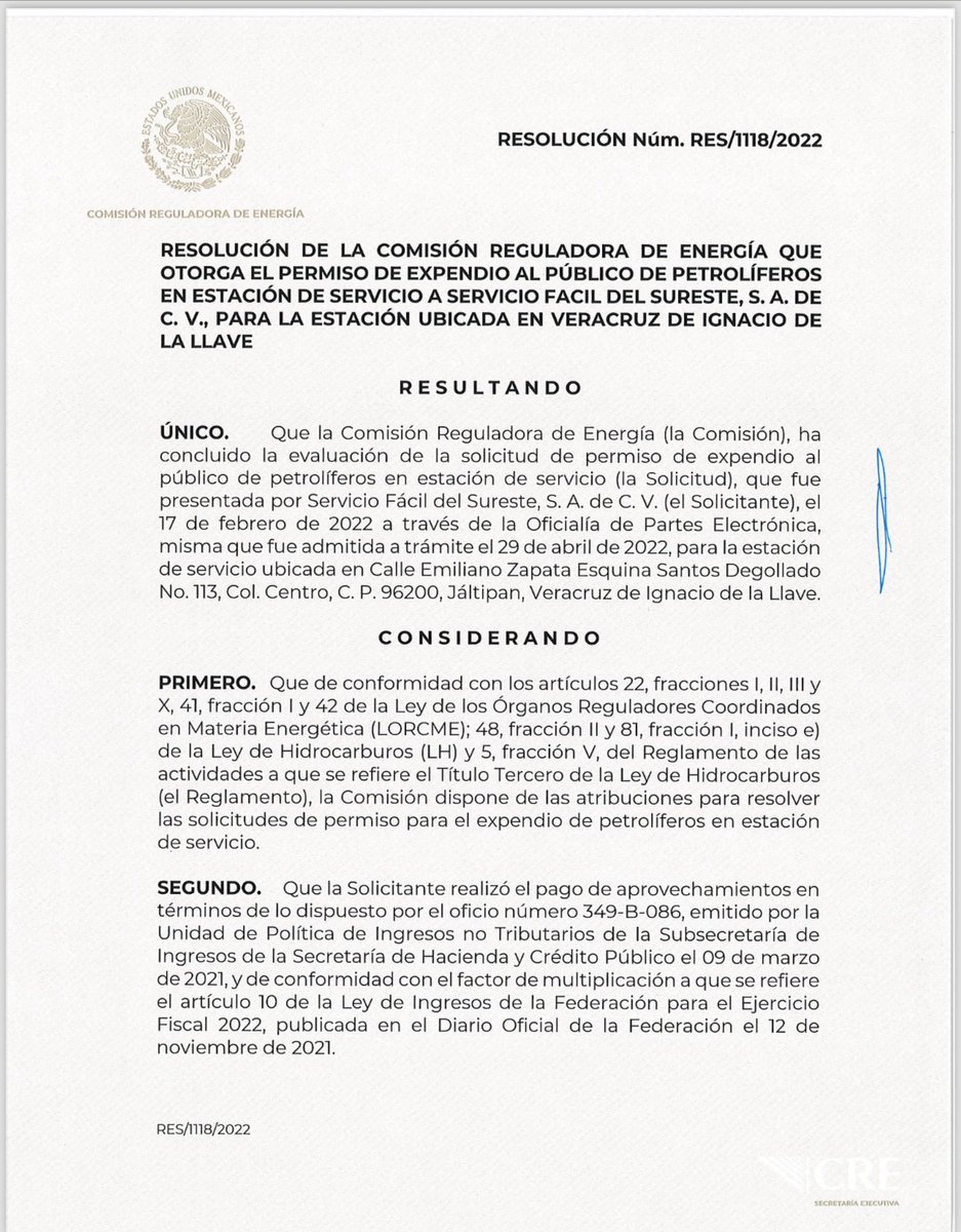 acastagne's tweet photo. Señora @rocionahle del año 2019 al 2023 siendo Secretaria de Energía y a través de la CRE (Comisión Reguladora de Energía), otorgó 100 permisos de expendio al publico de petrolíferos a las empresas Servifácil S.A de C.V. y Servicio Cúpula S.A. de C.V. ambas empresas propiedad del Sr Jesús Rogelio Lemarroy González, originario de Coatzacoalcos, Ver. y quien le “vendió” el lujoso departamento de San Pedro Garza García, NL. 

Llama mi atención en especial, que durante los años 2019, 2020 y 2021 la gran mayoría de permisos otorgados para TODO el país, fueron para estas dos empresas, algún motivo en especial ?

Solicito a la @FGRMexico @SFP_mx abrir una exhaustiva investigación al respecto.

No omito mencionar que tengo en mi poder todos y cada uno de los permisos completos, por espacio solo público cuatro carátulas !!!