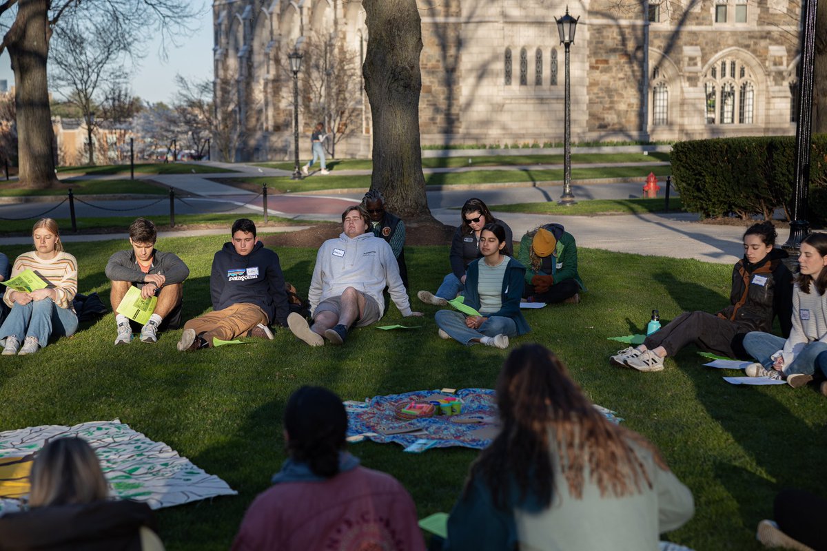 Students gathered at the Labyrinth for an #EarthDay Pause and Pray, hosted by @BCCampusMin, @sustainableBC & EcoPledge. Photos: Jaiden Nicholson ‘26