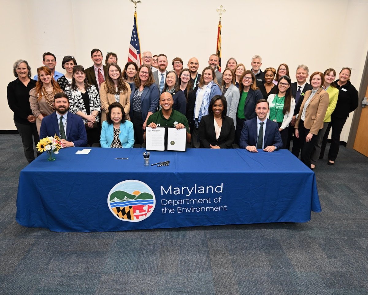 📰: @GovWesMoore Moore Celebrates Earth Day, Signs Executive Order Creating the Maryland Outdoor Learning Partnership ow.ly/jg1050RlJ9C