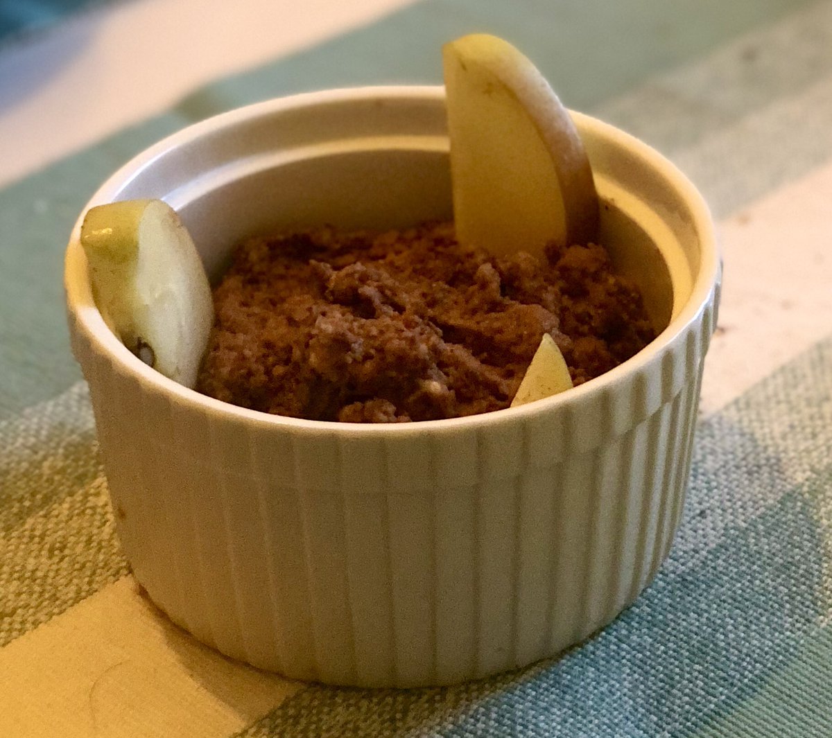 pakjustice's tweet photo. #Charoset #Passover2024
Made this with apples, walnuts, almonds, raisins, cinnamon and red wine. https://t.co/r5xT54ylSn