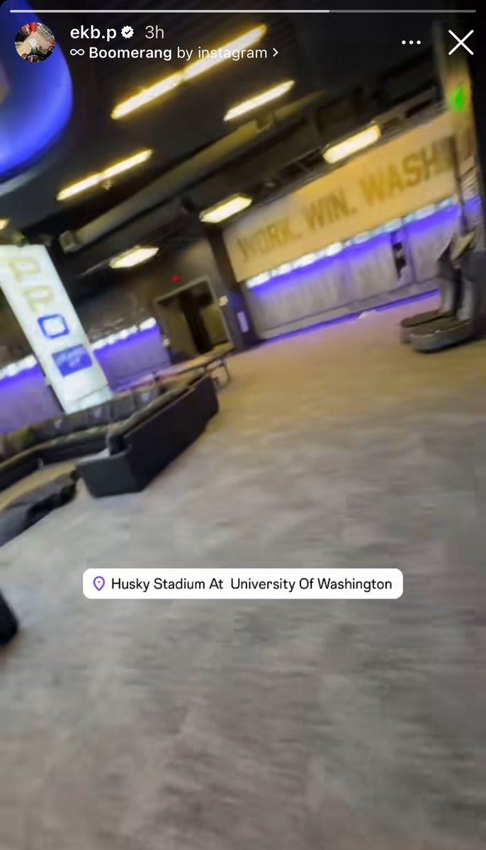 Former ASU WR Elijhah Badger on campus at Washington 👀☔️