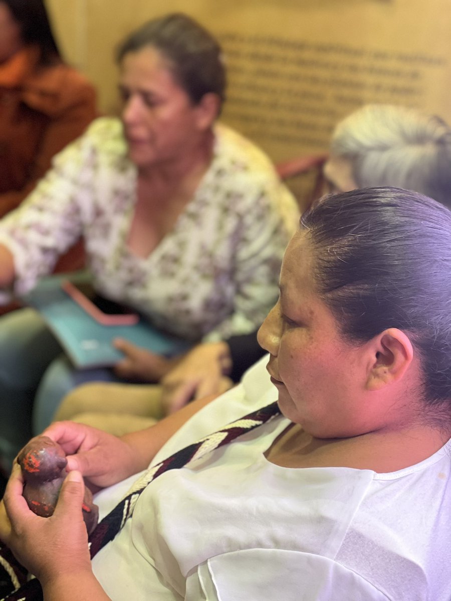 PFMuseosCol's tweet photo. #AEstaHora En el marco del Día de la Tierra, estamos en la @FILBogota participando en las Conversaciones sobre Cultura de Paz de @mincultura en el panel: “Museos rurales y campesinos para la consolidación de la Paz territorial”. https://t.co/MhS8gtftPn