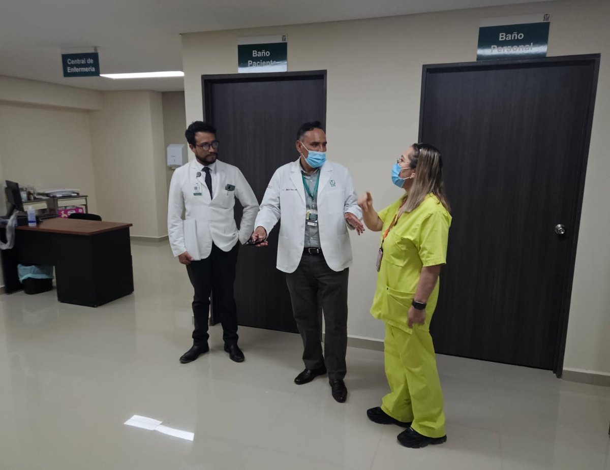 IMSSBCSOFICIAL's tweet photo. 📍 En recorrido de supervisión por Ciudad Constitución, se realizó una visita al Hospital. Gral. de Subzona y Medicina Famliar No. 2 🏥 https://t.co/Lj8XpS7h4O