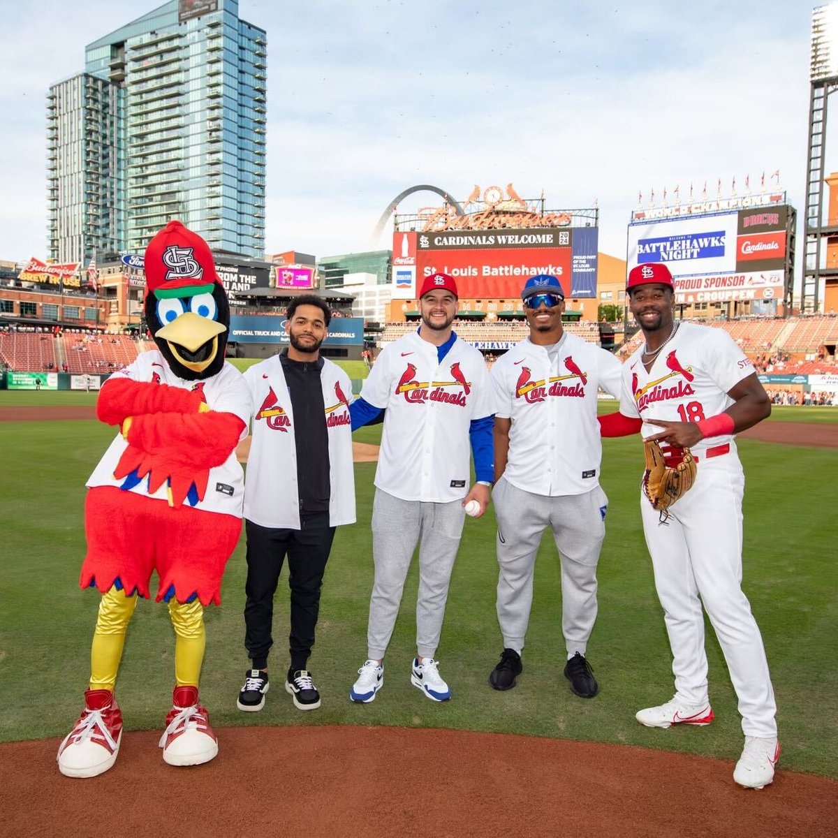 KA-KAW! Great to have you at the ballpark, @XFLBattlehawks!