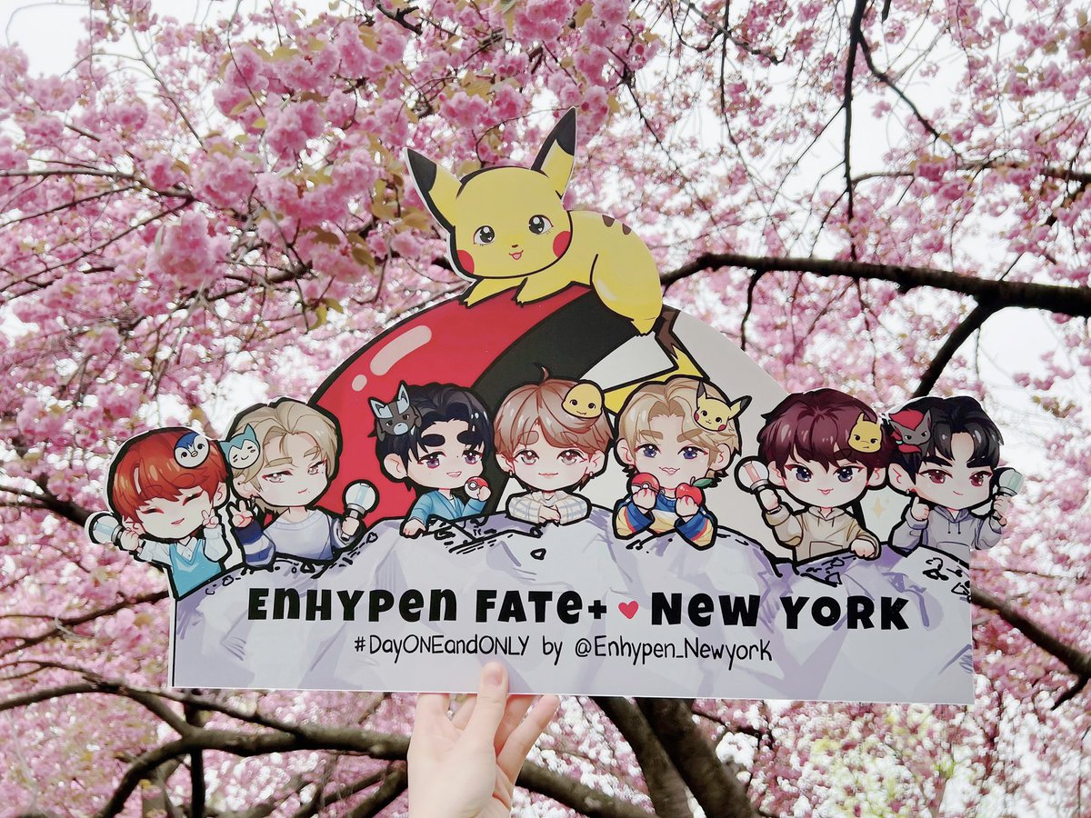🌸👀 Some behind the scenes from our merch team!

Here’s a first look at a preview of a scaled down mockup of the #DayONEandONLY photozone! Jumbo version coming soon 😉

#ENHYPEN #FATEPLUS_IN_US #FATEPLUS_IN_NY #FATEPLUS_IN_BELMONTPARK #FATEPLUS_IN_NEWYORK @ENHYPEN