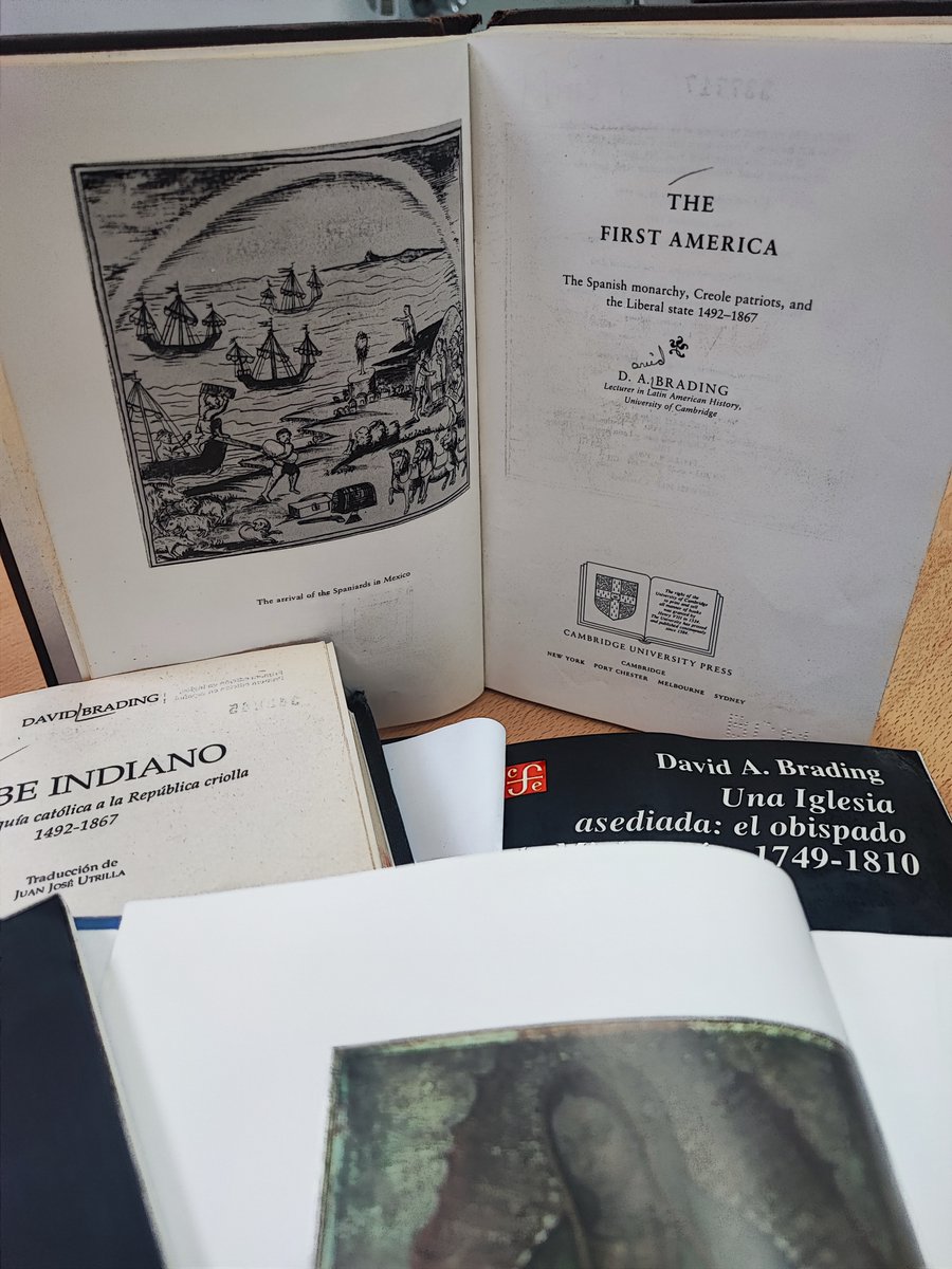 BiblioColmex's tweet photo. En #BiblioColmex lamentamos el fallecimiento de David A. Brading, profesor de la Universidad de Cambridge y reconocido historiador por sus aportaciones acerca de la historia mexicana.
Consulta su obra a través de nuestro catálogo en: https://t.co/8b0xLRZ9KG https://t.co/XHfnm79RQY