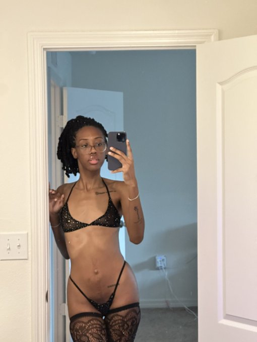 Watch Princess. ✿'s leaked NSFW photo on TwXstars