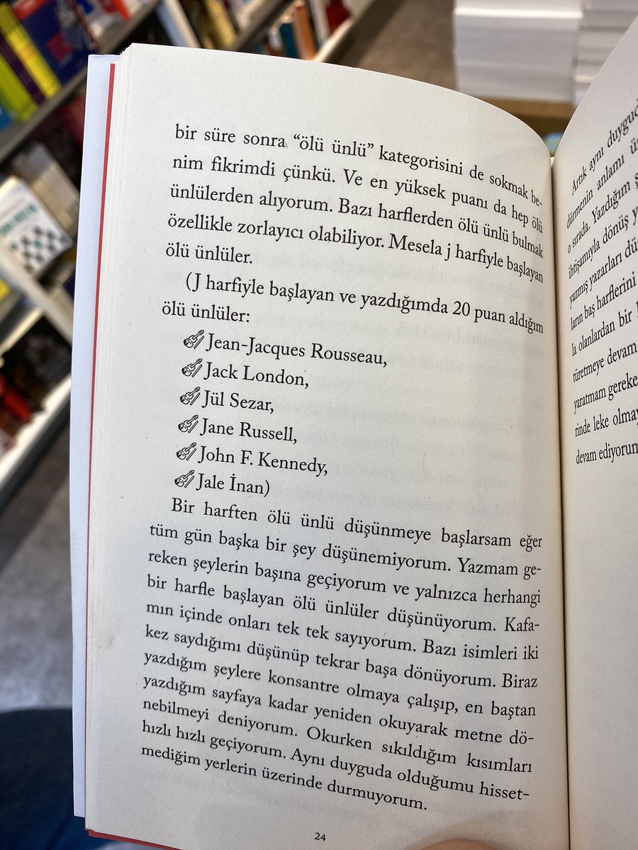 on beş günde üçüncü baskıyı yapan bu kitaptan bir sayfa. gerçekten boşuna uğraşıyoruz. iyi yazmak yerine iki üç popüler arkadaş edinirsen bütün kapılar açılıyor.