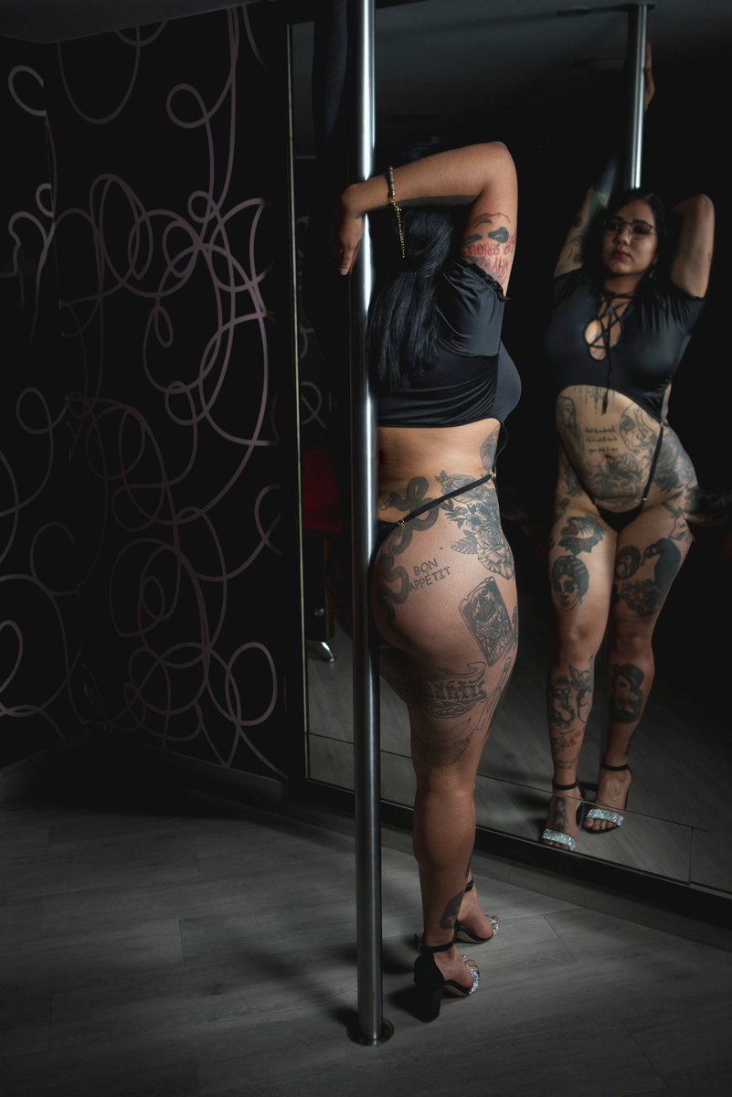 🖤🫣 #RETWEEET #onlyfans #fansonly #sexy #longlegsgirl #ink #inktattoo #inkedgirls #paginaazul