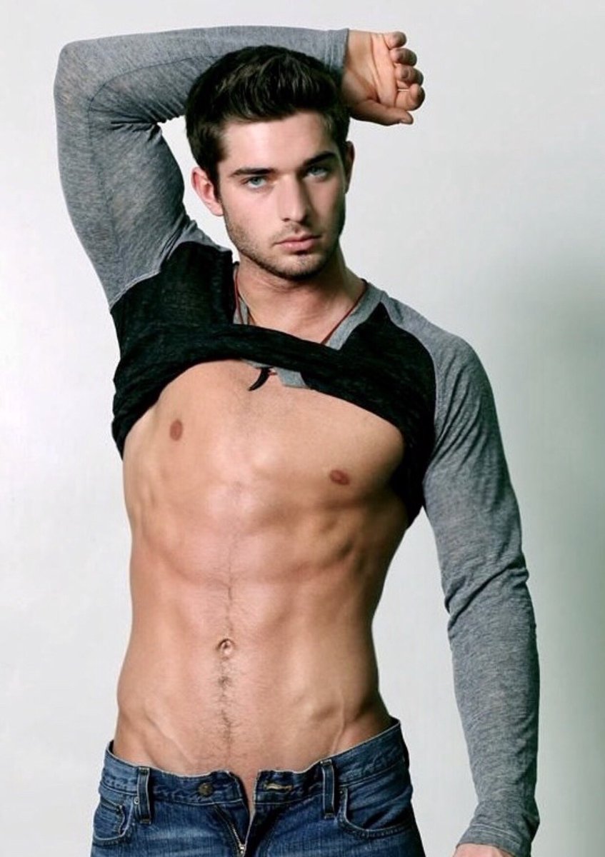 Jay gould. Красавчик модель джей. Jay blamkenau. Jay jay модель. Jay gould.