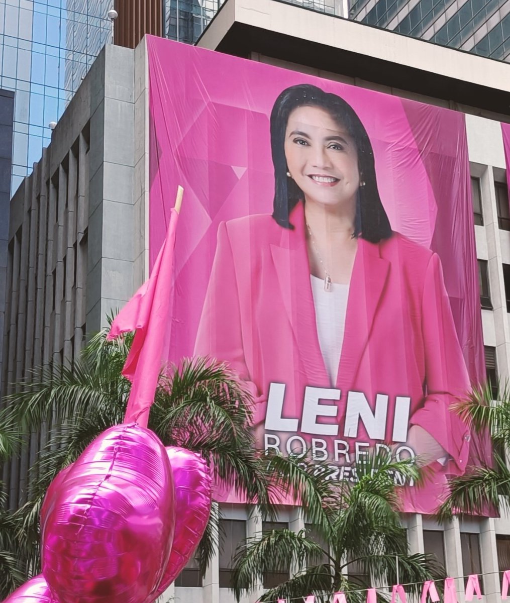 Happy Birthday, #LeniRobredo 
You, who gave hope during those pandemic days because of your service no matter how meager your resources. Your actions of service brought to life the word 'volunteerism' a new meaning.

To this day, you still bring hope and light.