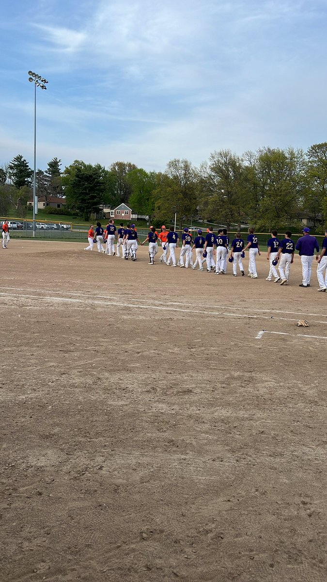 ChuckDavis89's tweet photo. @LeBlondEagles win in a thriller! 12-10 against Falls City! @coach_macBLHS 💪 https://t.co/0NkLniq3SN