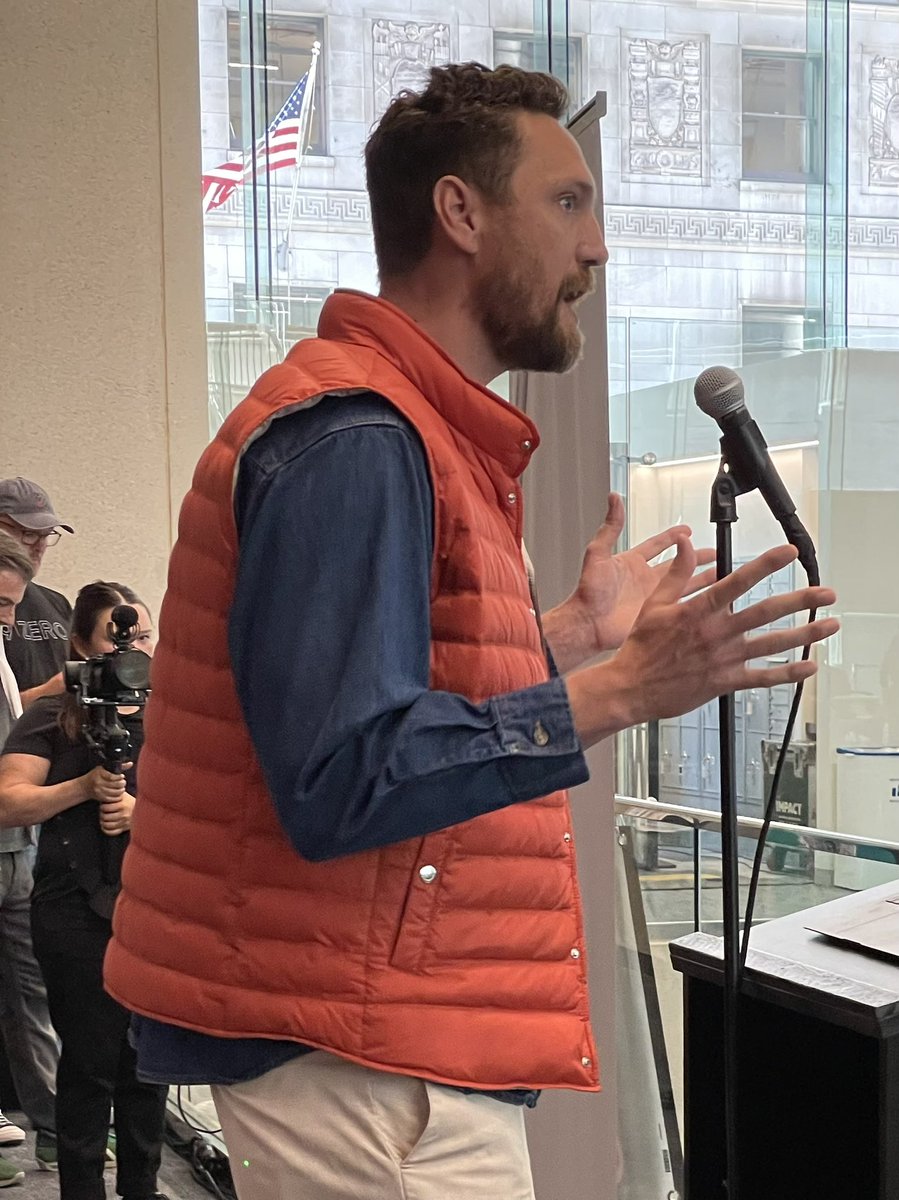 mrp's tweet photo. Opening Ceremony @SFClimateWeek #9Zero
@EvanDHynes @Climatebase
@morganscampbell @Climatebase
@hunterpence #HealthyPlanetProject
@PoweredbyDOE @OTTatDOE
#AlisonHagan @Deloitte
@SuzanneDiBianca @salesforce
@RaviMikkelsen @joinatmos
@LondonBreed @SFMayorsOffice https://t.co/ZZsYToonuF