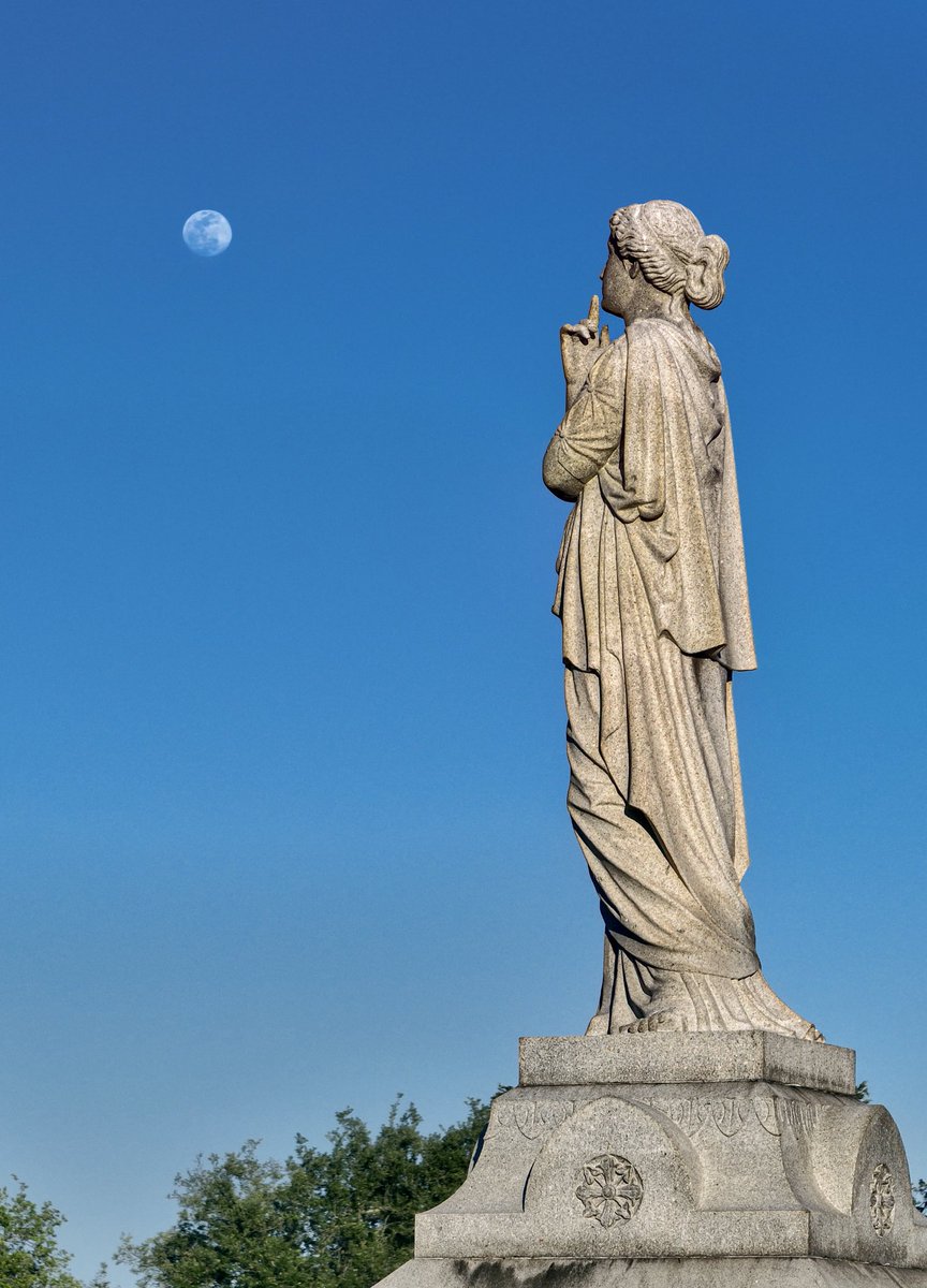 Pensiveness, Metairie Cemetery, New Orleans