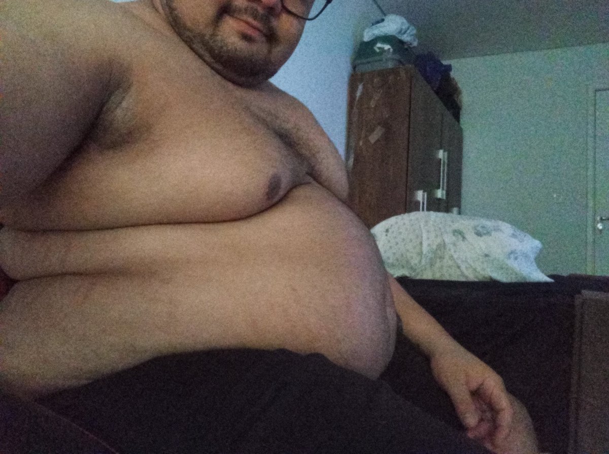 gordao24's tweet photo. large #superchub #large #gainer #chub #bear #bigboy #massive #gluton #fat #obesity https://t.co/z5FzNi0TdH