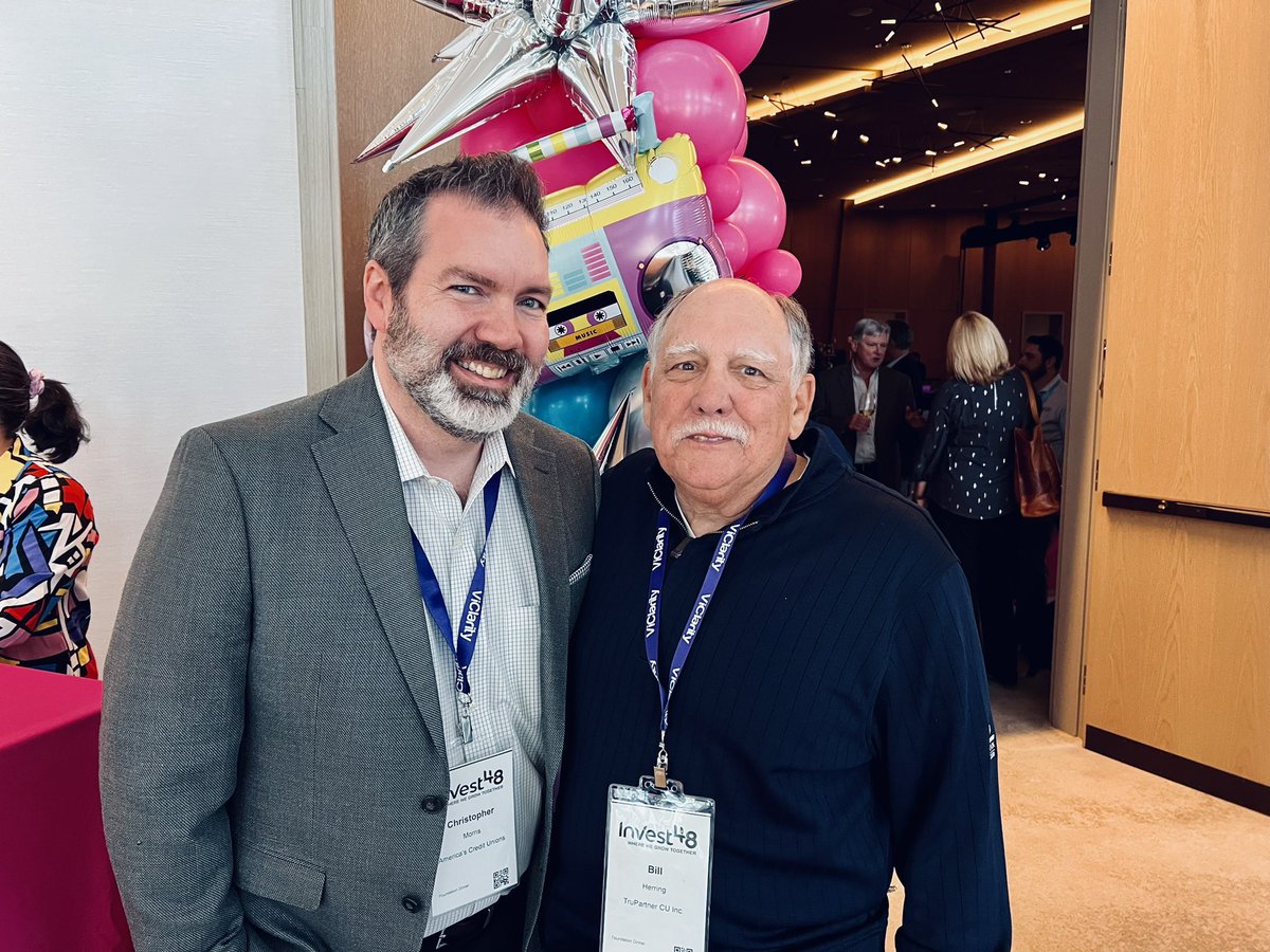 morrischris's tweet image. Attending the Ohio Credit Union League’s InVest48 and ran into one of my credit union heroes: Bill Herring, son of Louise and legend in his own right.