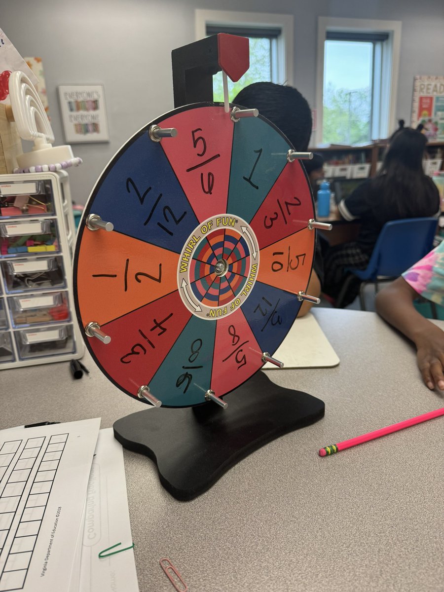 Julianne Moore tweet media