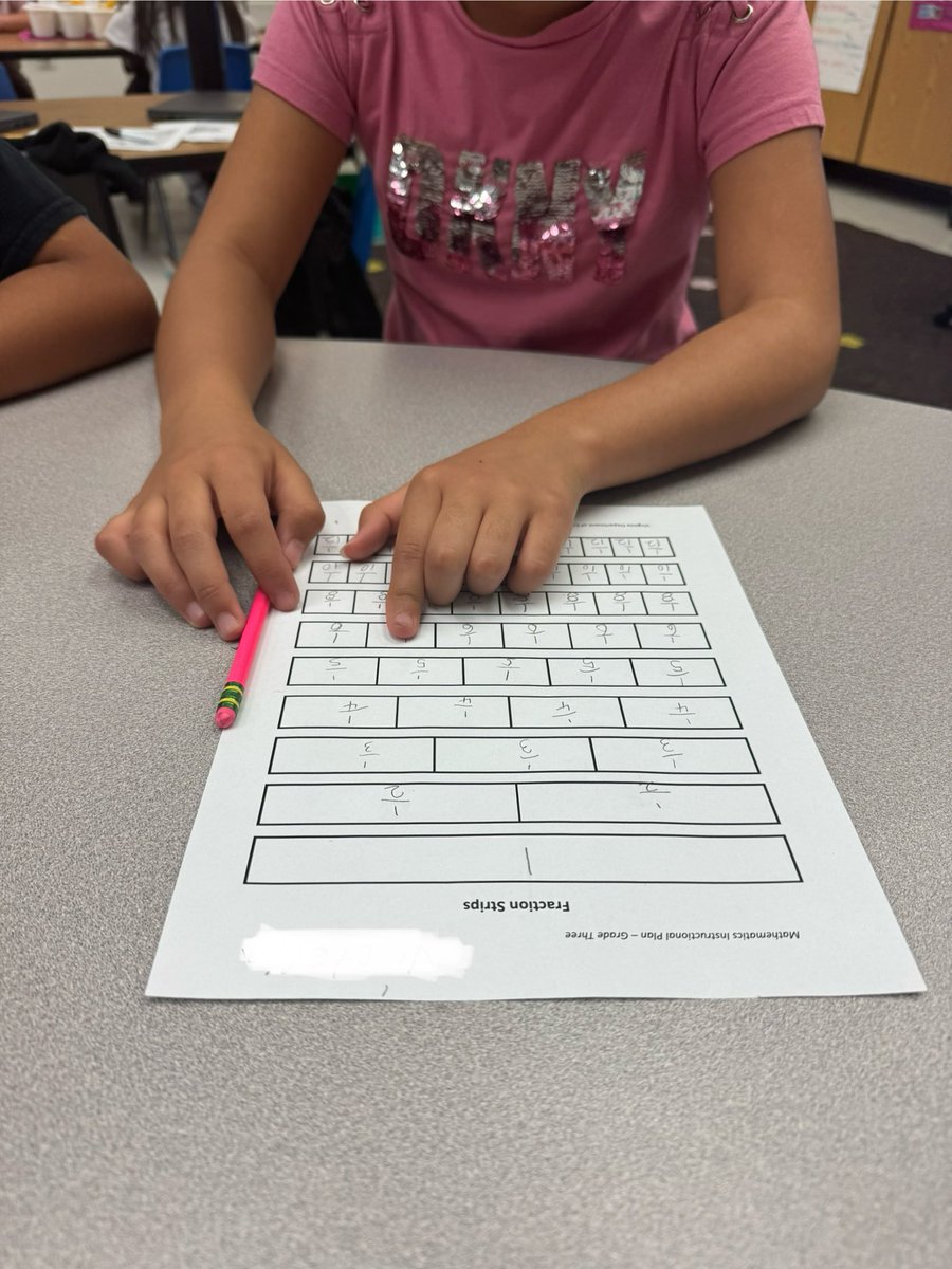 Julianne Moore tweet media