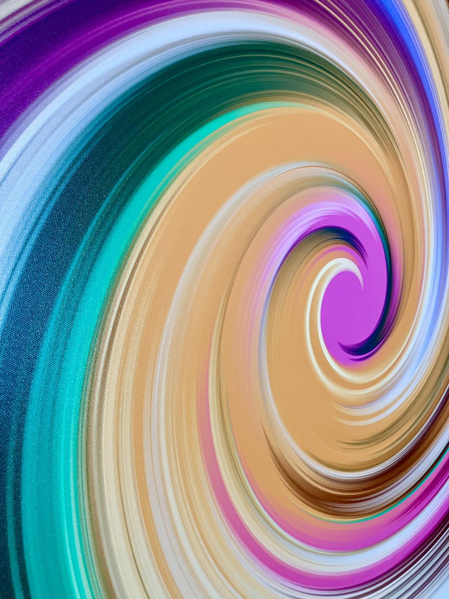 One swirl or two??!!!
And look at these colours!

These <a href="/hirst_official/">Damien Hirst</a> “Beautiful Paintings” really are quite stunning.

❤️💛💚💙💜
<a href="/HENI/">HENI</a>