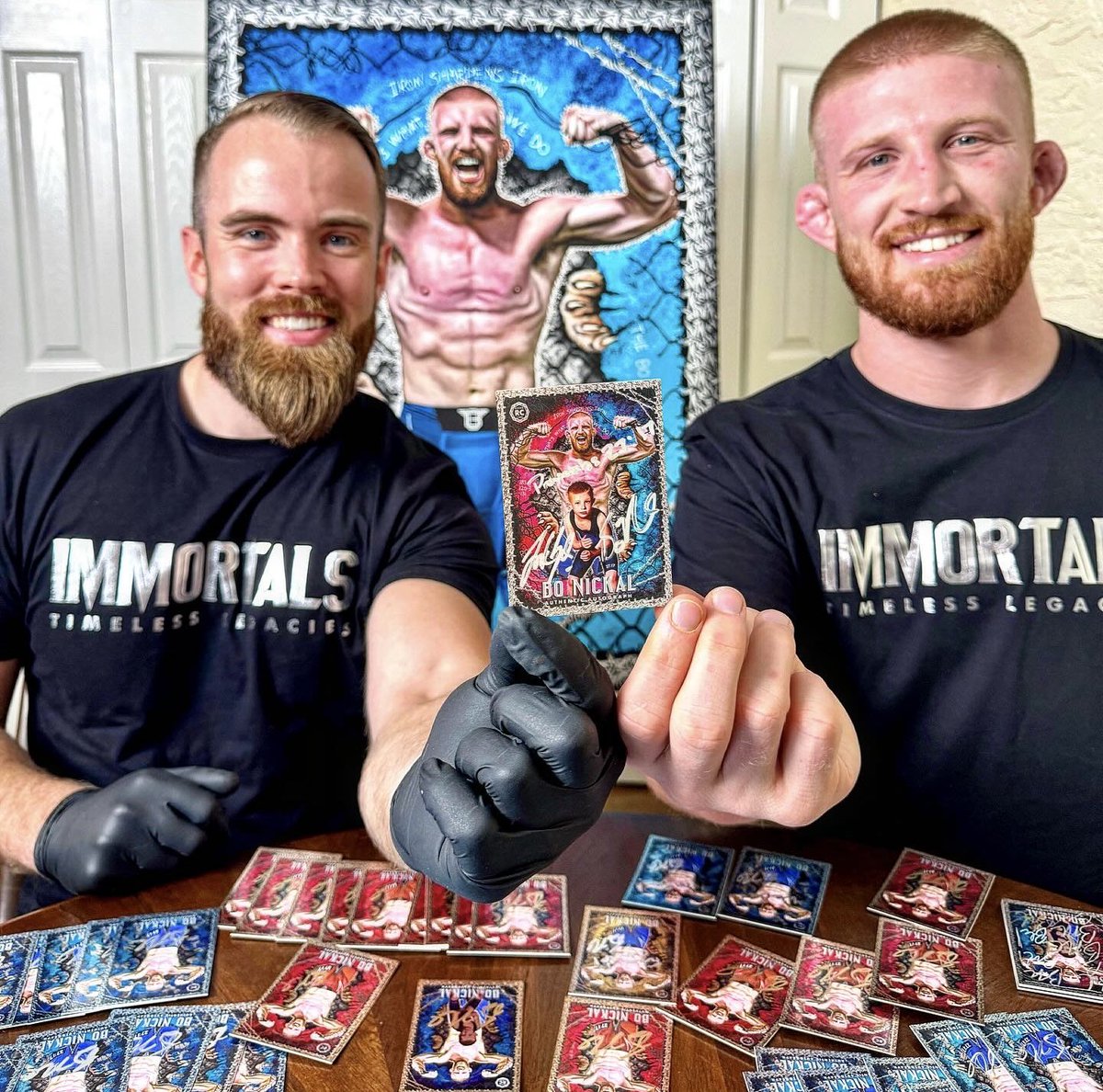 Some fresh ink ✍️  78 Authentic autograph cards in total 💎 Can’t wait to see who pulls them 😎 There are 3 different one of ones in this set, all with the mini Bo <a href="/NoBickal/">Bo Nickal</a> 💪 Happy hunting 🫡 

➡️spectorsportsart.com ⬅️