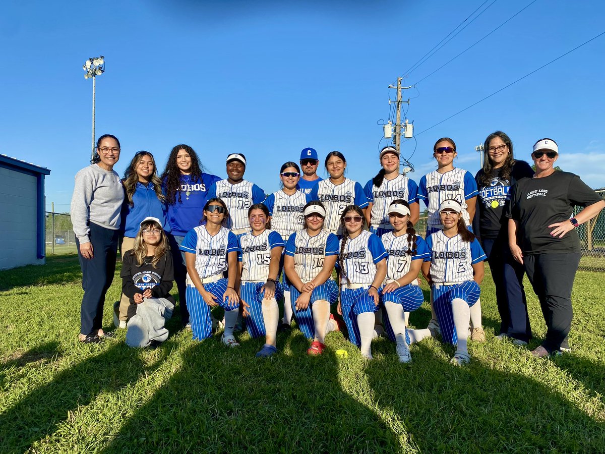 Congrats to our Lady Lobos 🥎 for a great win over Bellaire. Now on to the playoffs!