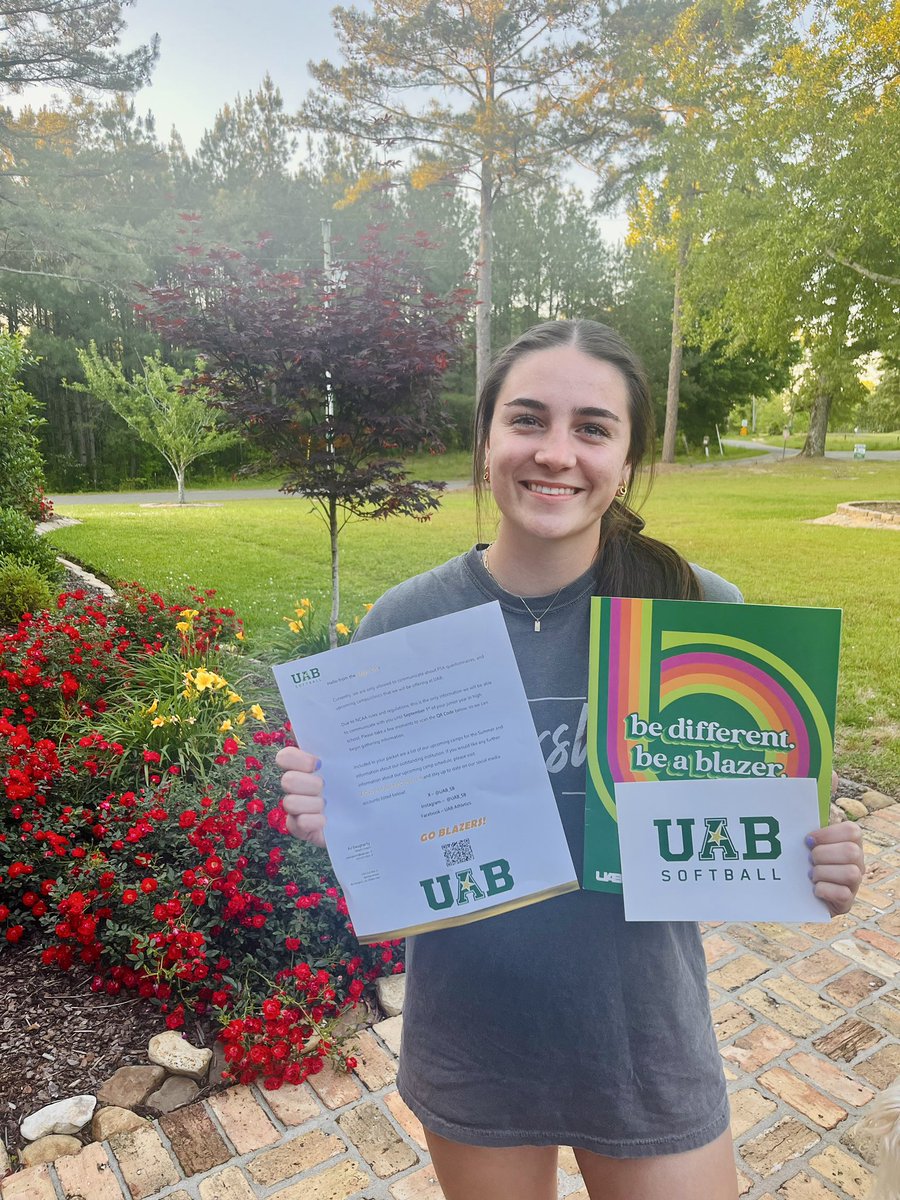 Thank you @UAB_SB, @AJDaugherty1, and @SallieB34 for sending mail! Really appreciate the invite and can’t wait for camp! #goblazers
